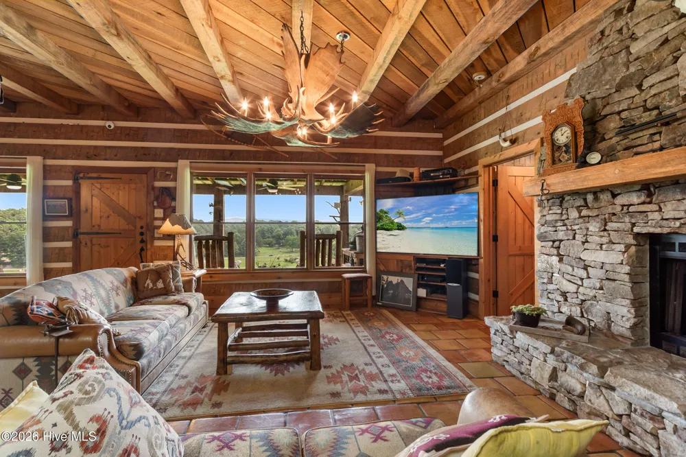 102 Cross Creek Lane Warne, NC 28909