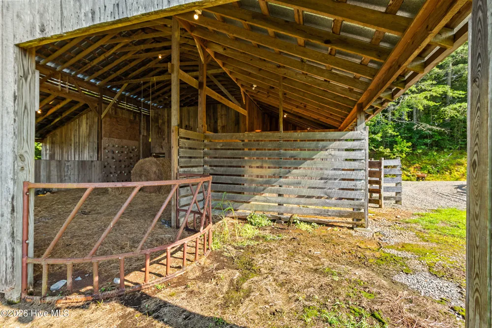 102 Cross Creek Lane Warne, NC 28909