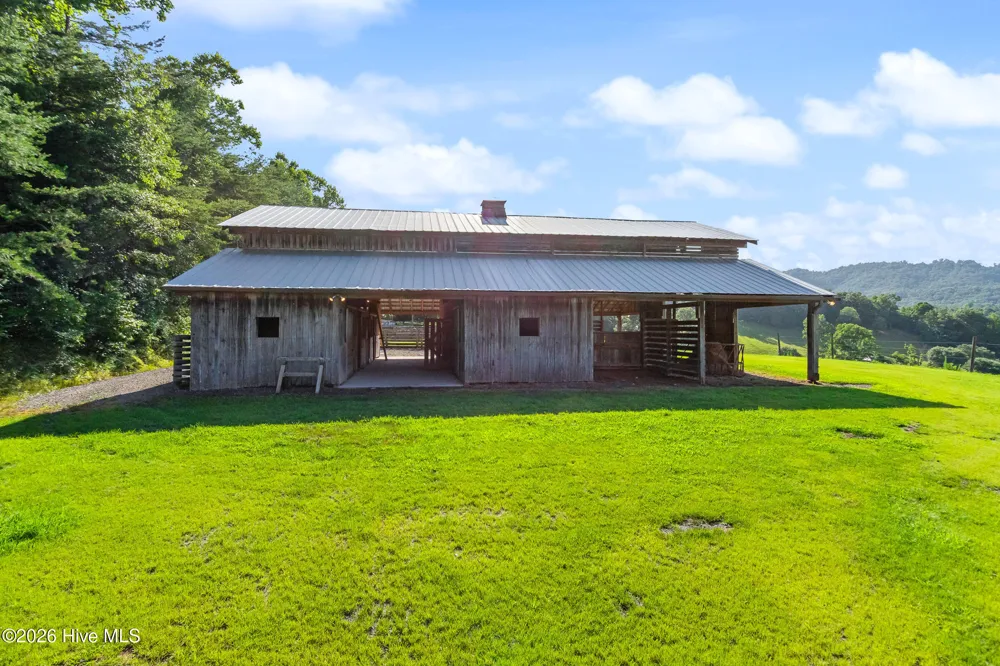 102 Cross Creek Lane Warne, NC 28909