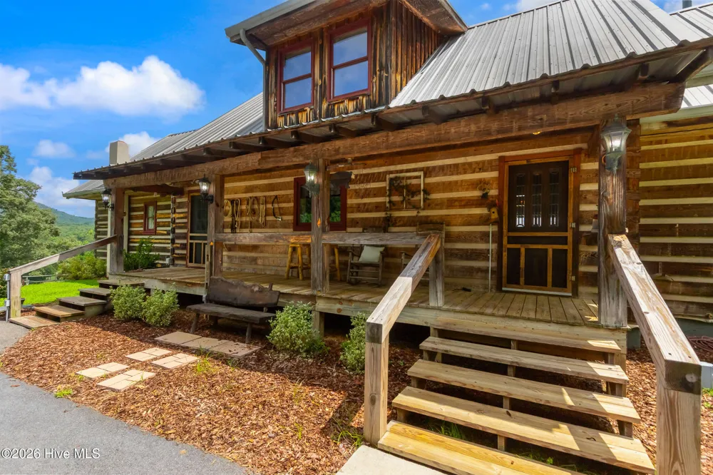 102 Cross Creek Lane Warne, NC 28909