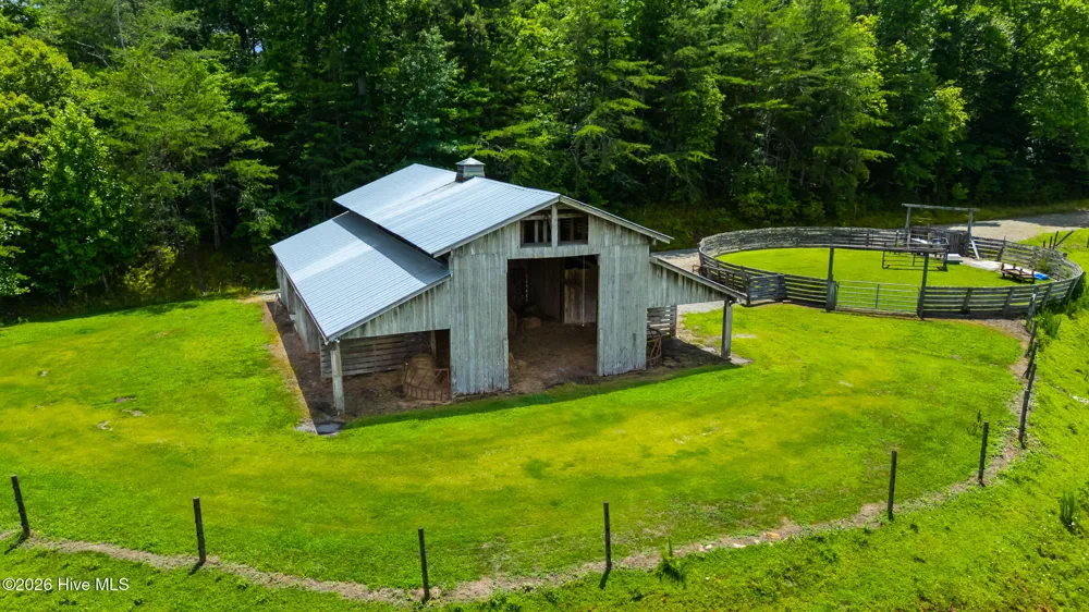 102 Cross Creek Lane Warne, NC 28909