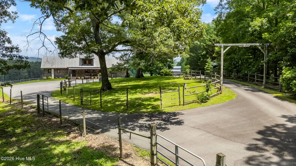 102 Cross Creek Lane Warne, NC 28909