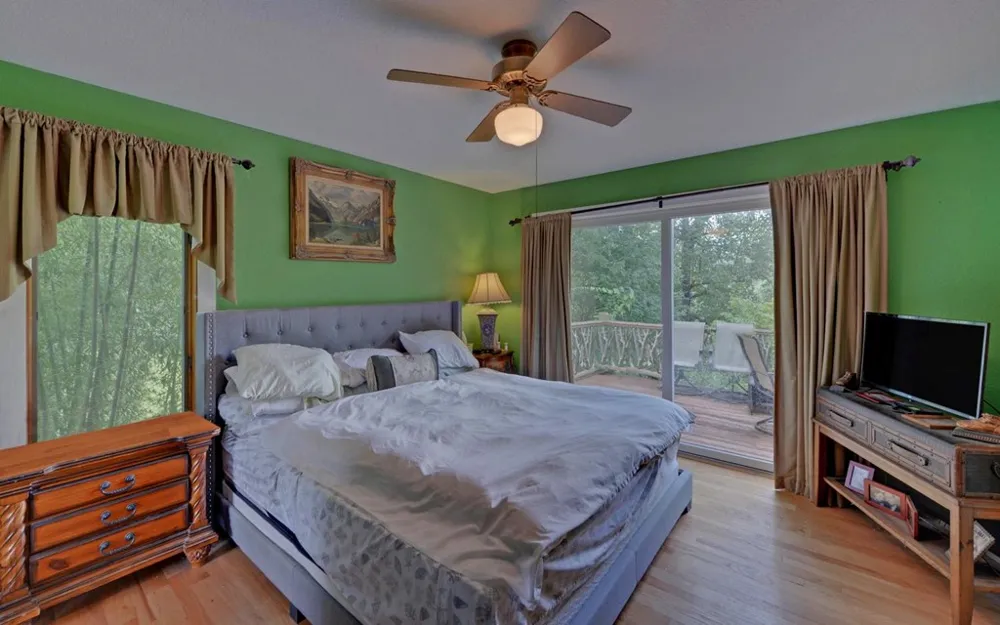 475 Rivercane Road Brasstown, NC 28902