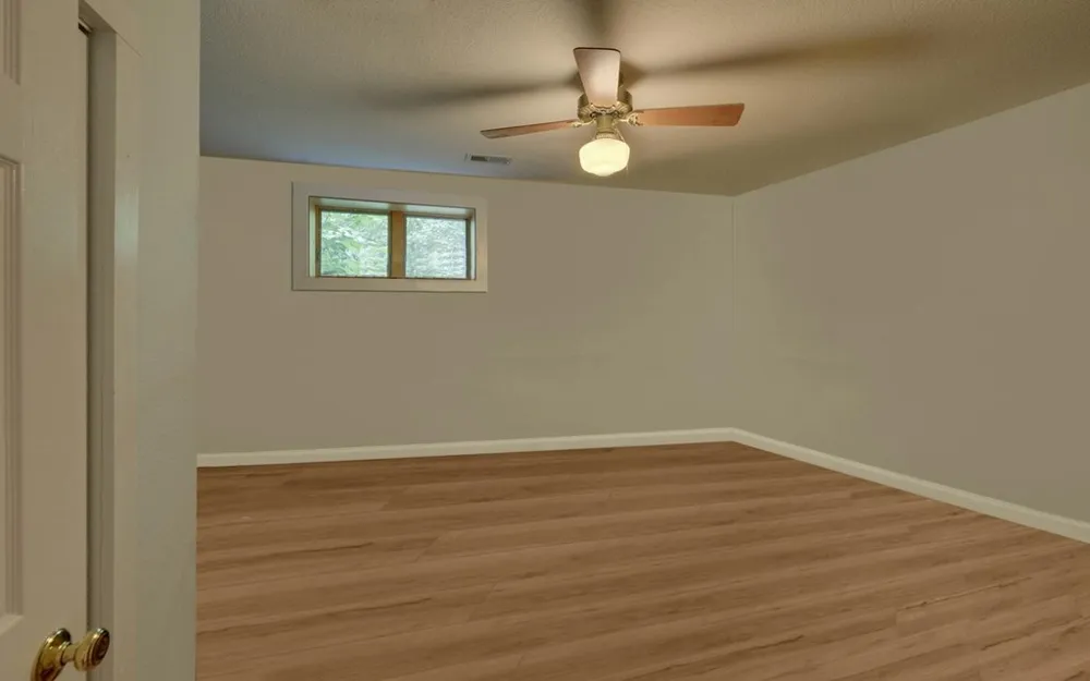 475 Rivercane Road Brasstown, NC 28902