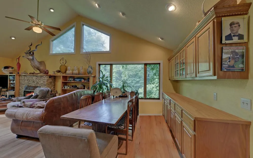 475 Rivercane Road Brasstown, NC 28902