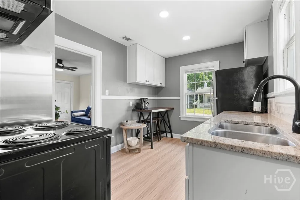 2141 New York Avenue Savannah, GA 31404