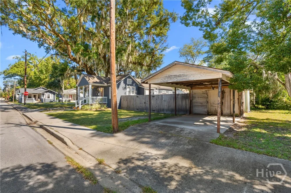 2141 New York Avenue Savannah, GA 31404