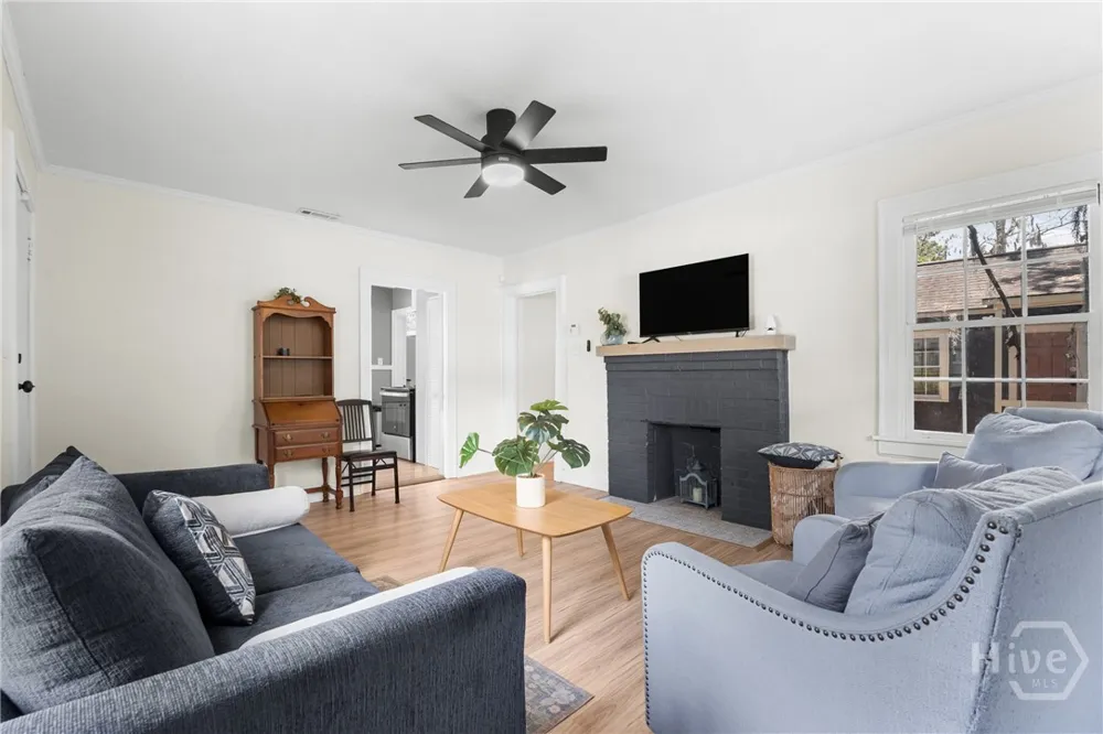 2141 New York Avenue Savannah, GA 31404