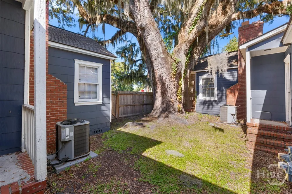 2141 New York Avenue Savannah, GA 31404