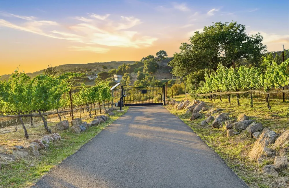 2520 Atlas Peak Road Napa, CA 94558