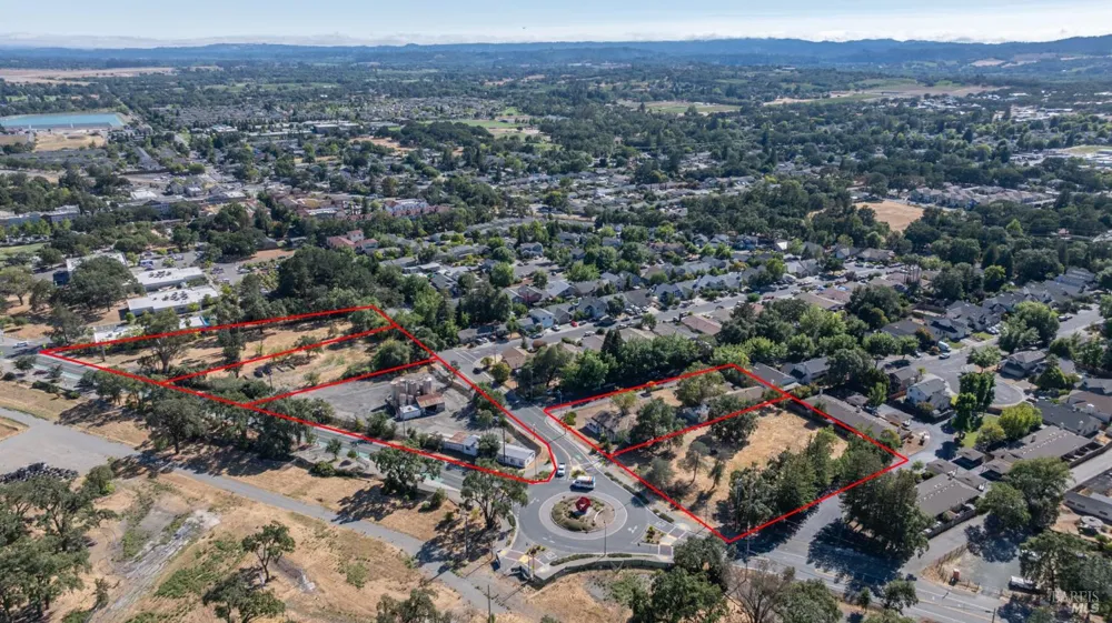 9551 Old Redwood Highway Windsor, CA 95492