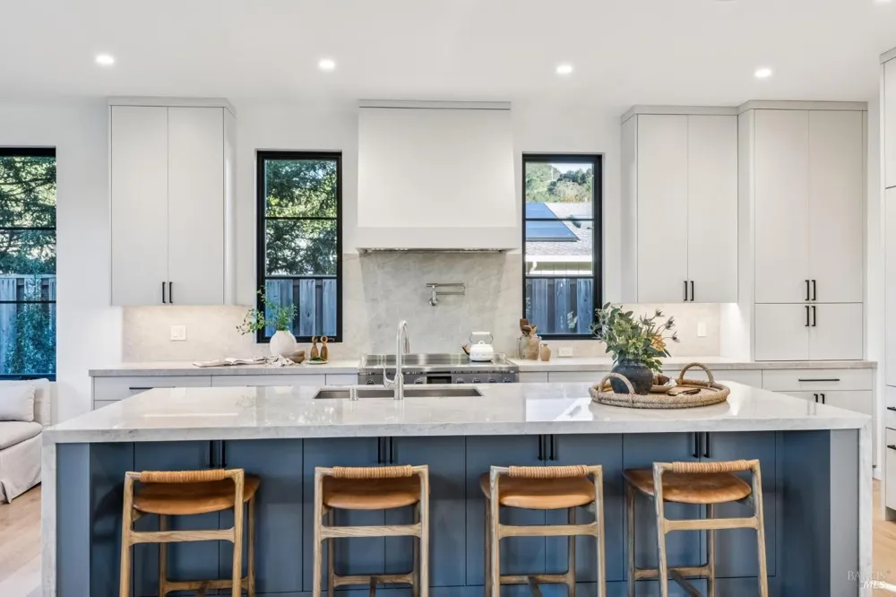 33 Fawn Drive San Anselmo, CA 94960