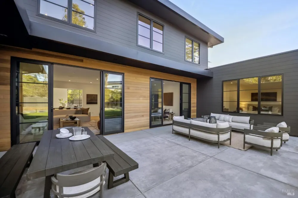 33 Fawn Drive San Anselmo, CA 94960