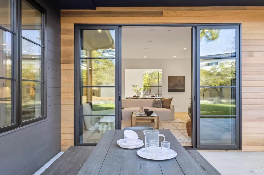 33 Fawn Drive San Anselmo, CA 94960