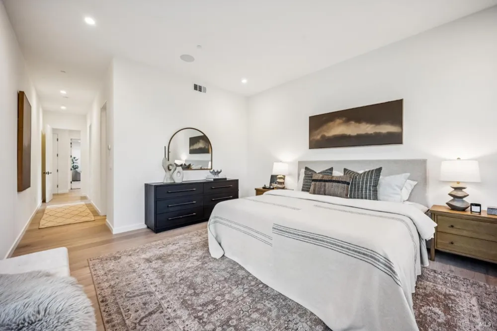 33 Fawn Drive San Anselmo, CA 94960