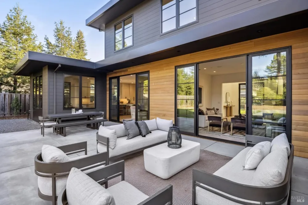 33 Fawn Drive San Anselmo, CA 94960