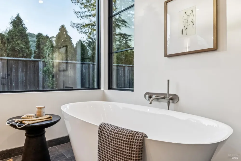 33 Fawn Drive San Anselmo, CA 94960