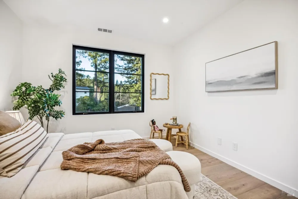 33 Fawn Drive San Anselmo, CA 94960