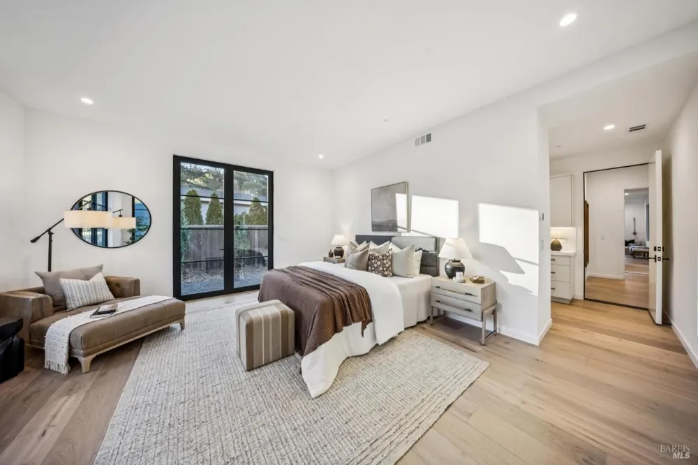 33 Fawn Drive San Anselmo, CA 94960