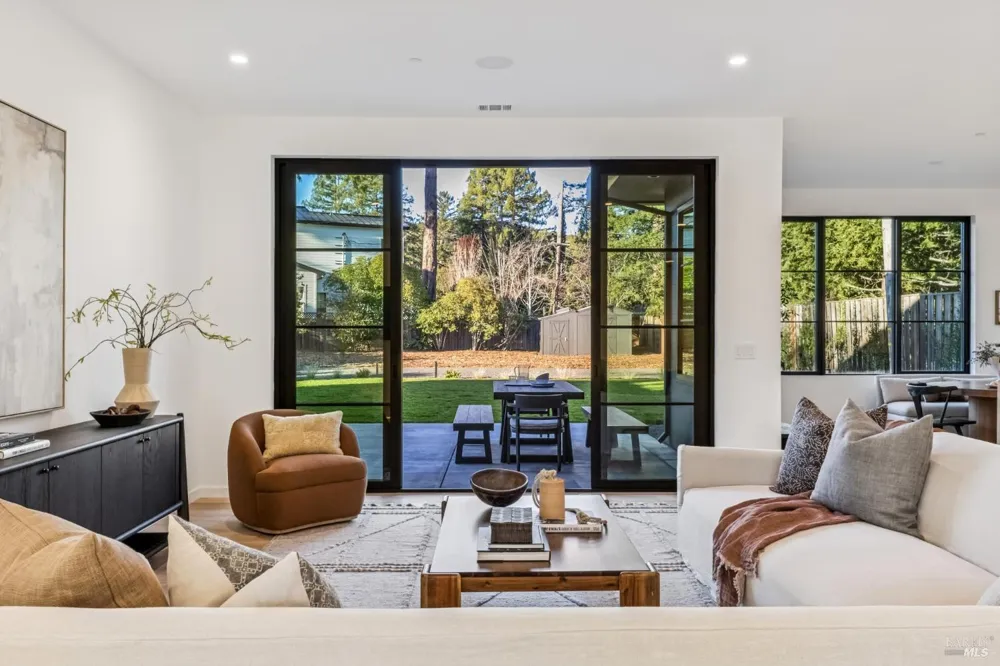 33 Fawn Drive San Anselmo, CA 94960