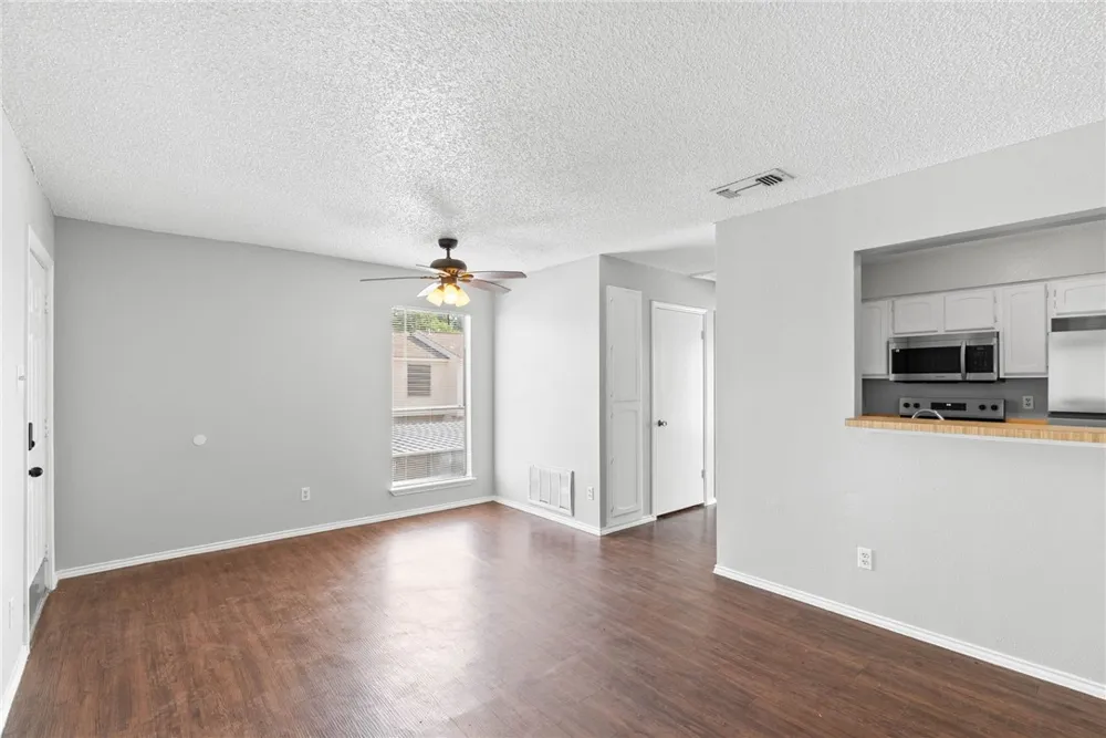 6702 Everhart Rd, M106 #M 106 Corpus Christi, TX 78413