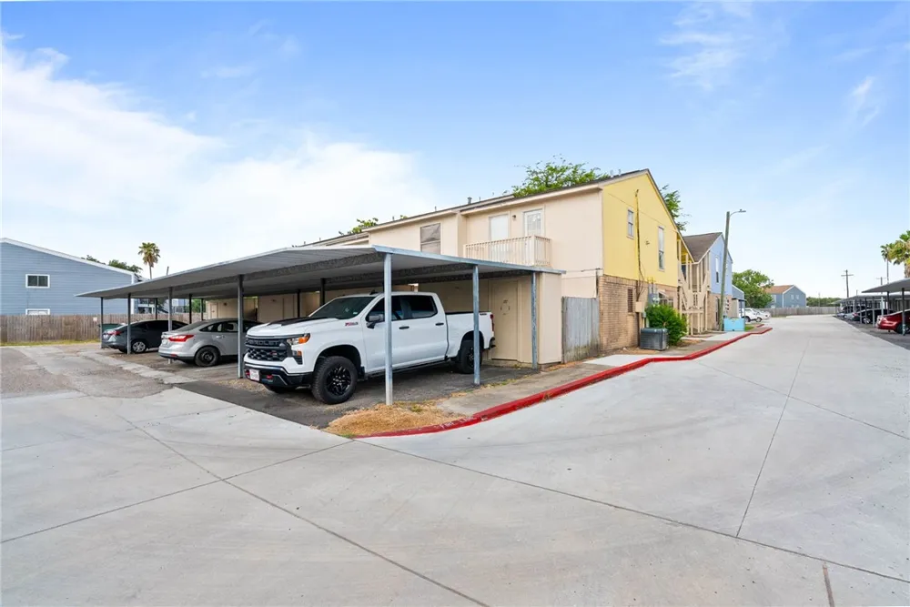 6702 Everhart Rd, M106 #M 106 Corpus Christi, TX 78413