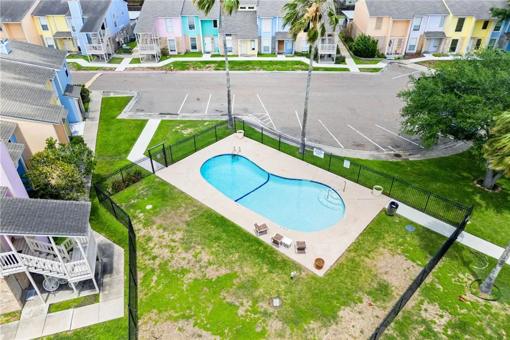 6702 Everhart Rd, M106 #M 106 Corpus Christi, TX 78413