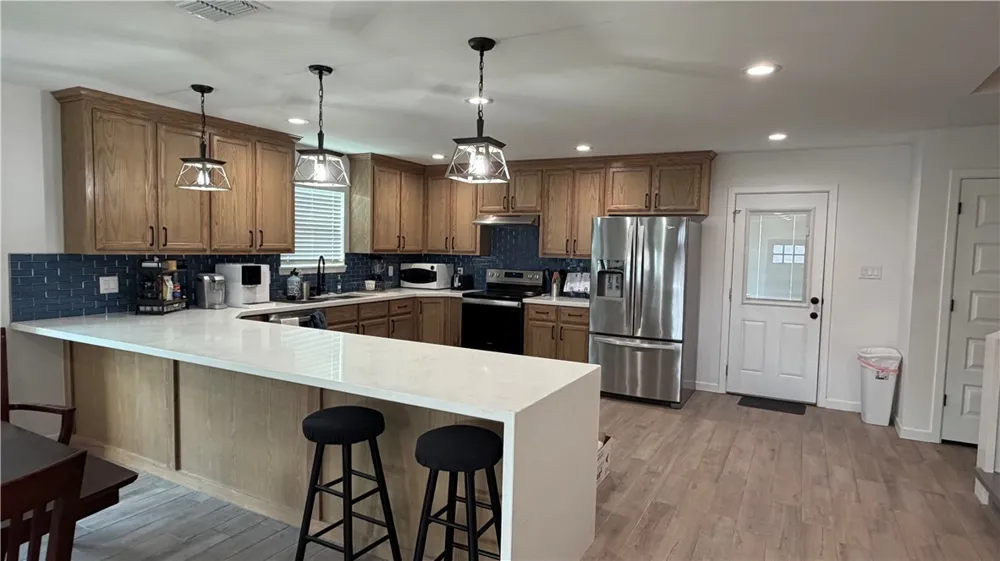 1448 Hibiscus Alice, TX 78332