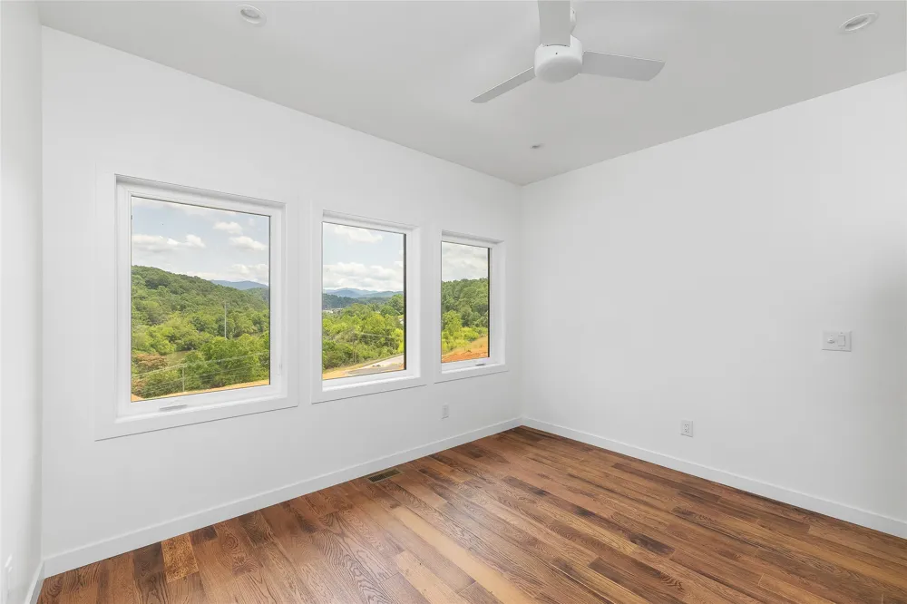 201 Mountain Laurel Ridge #3 Franklin, NC 28734