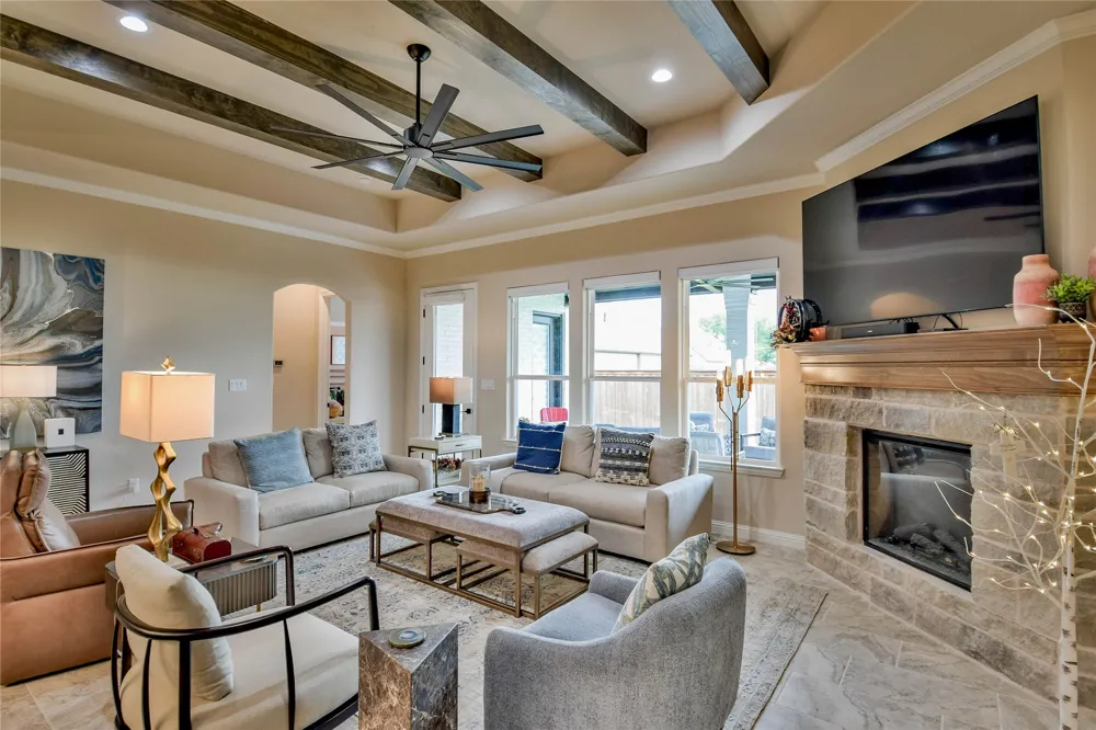1453 Highland Park Circle Granbury, TX 76048