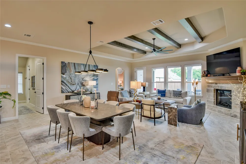 1453 Highland Park Circle Granbury, TX 76048