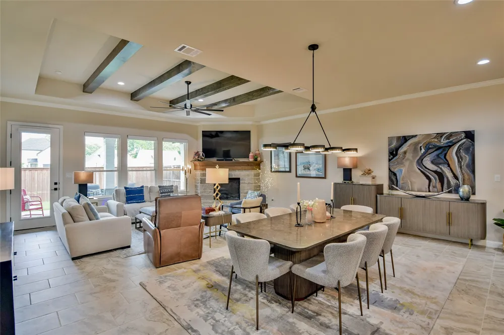 1453 Highland Park Circle Granbury, TX 76048