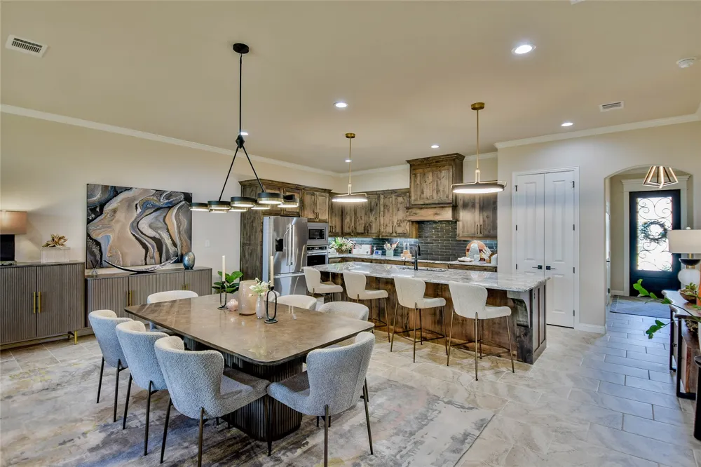 1453 Highland Park Circle Granbury, TX 76048
