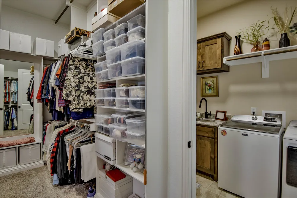 1453 Highland Park Circle Granbury, TX 76048