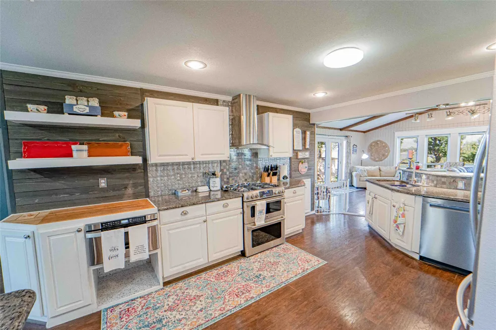 9250 County Road 204 Breckenridge, TX 76424