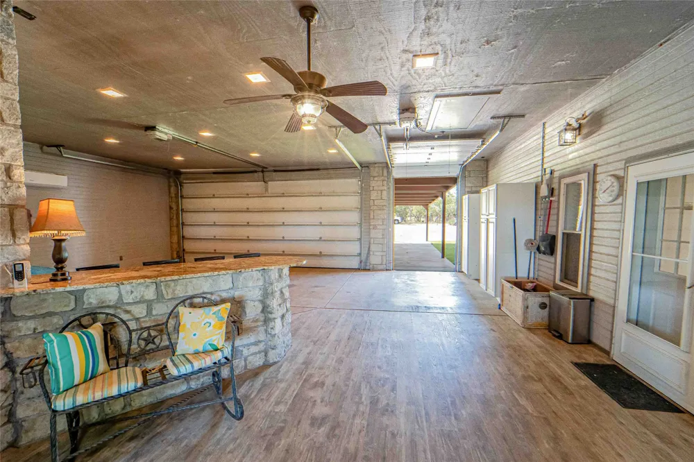 9250 County Road 204 Breckenridge, TX 76424