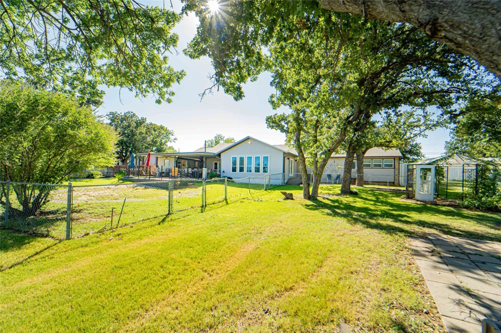 9250 County Road 204 Breckenridge, TX 76424