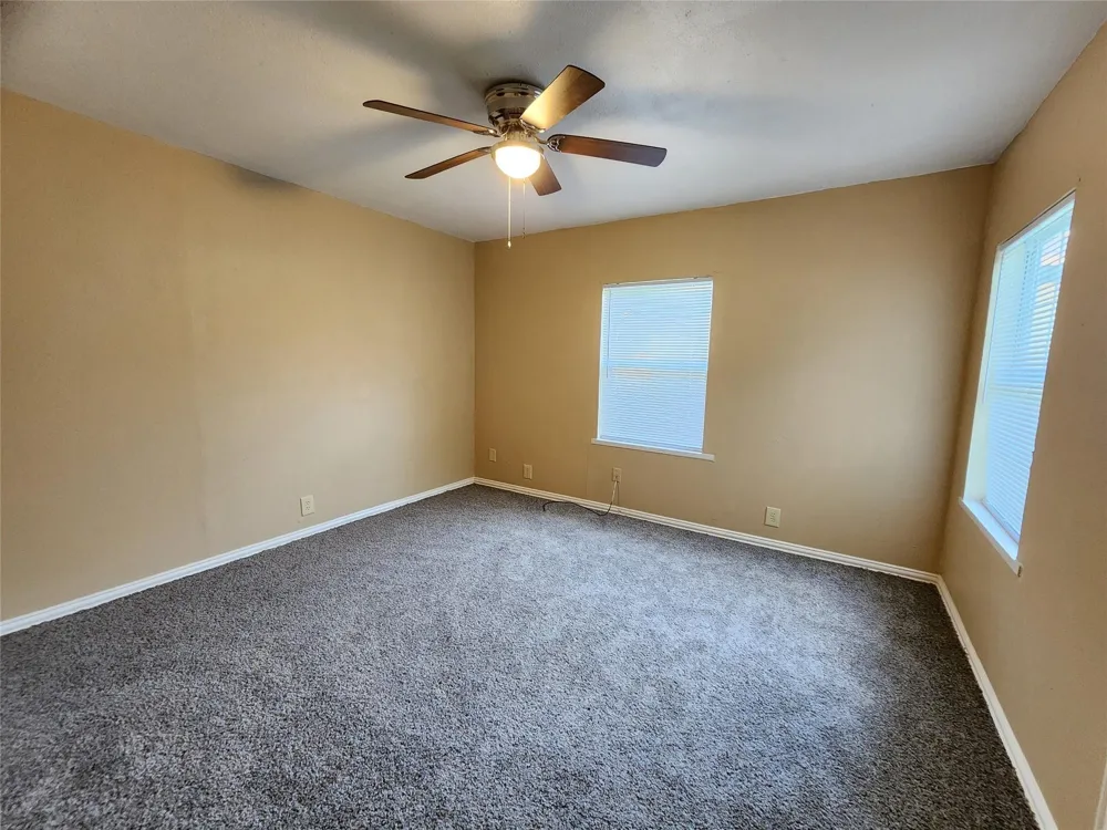 36 18th Avenue Texas City, TX 77590