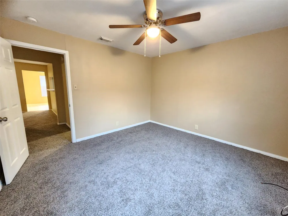 36 18th Avenue Texas City, TX 77590