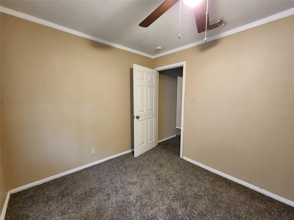 36 18th Avenue Texas City, TX 77590