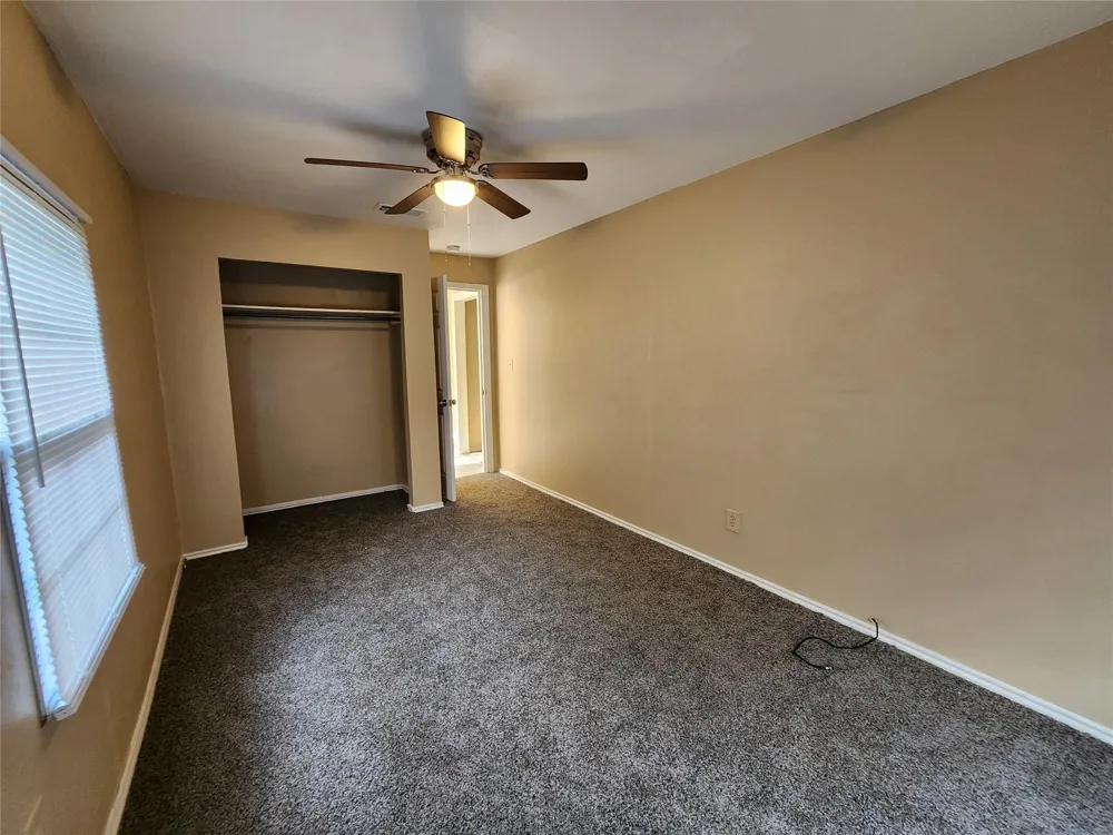 36 18th Avenue Texas City, TX 77590