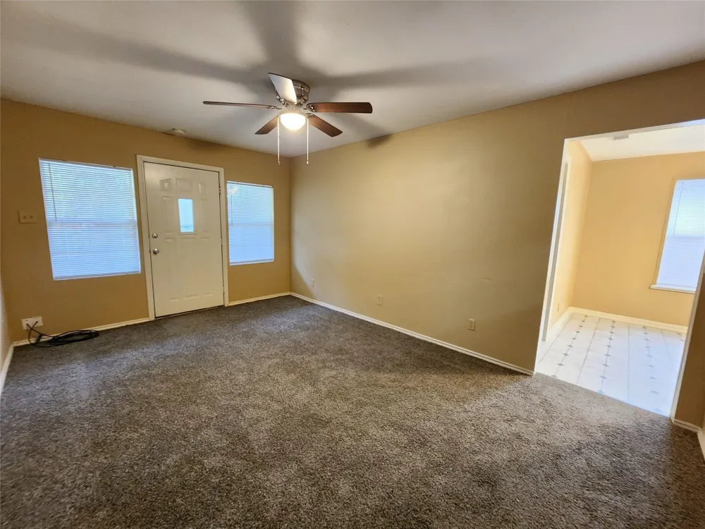 36 18th Avenue Texas City, TX 77590