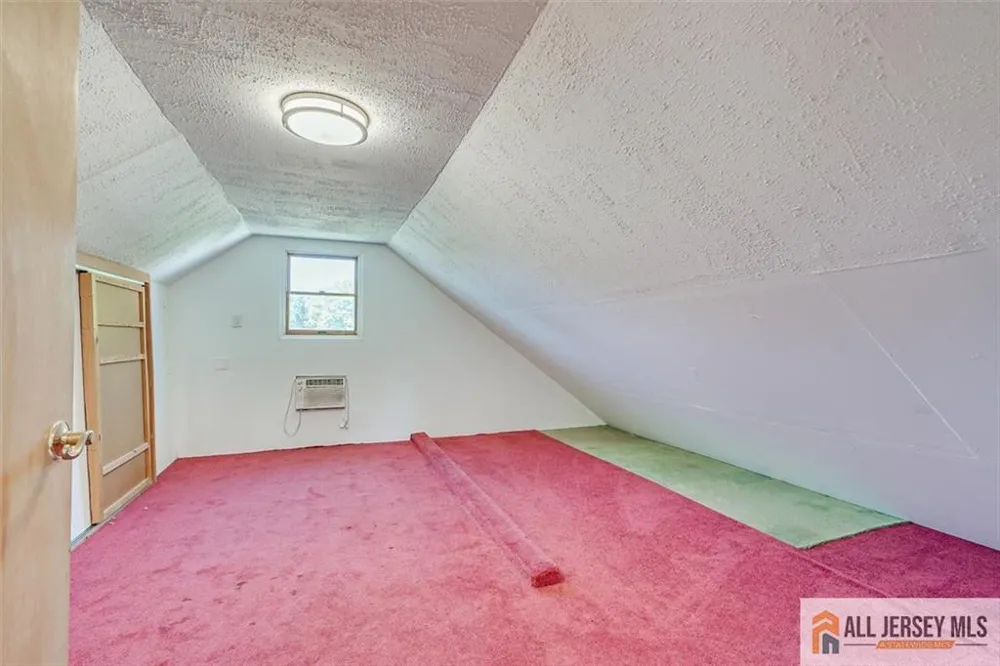 144 Bond Street Iselin, NJ 08830