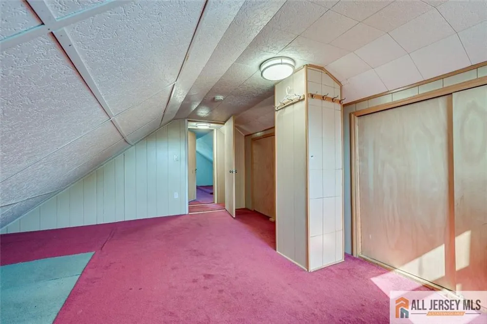 144 Bond Street Iselin, NJ 08830