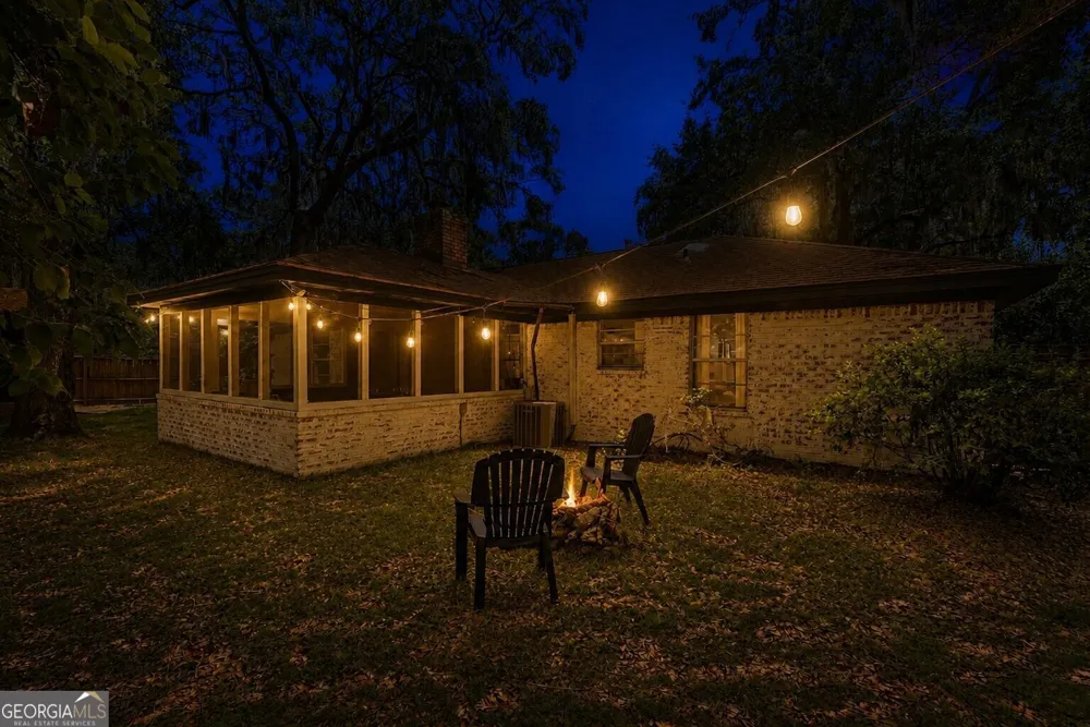 607 Leaning Oaks DR Savannah, GA 31410