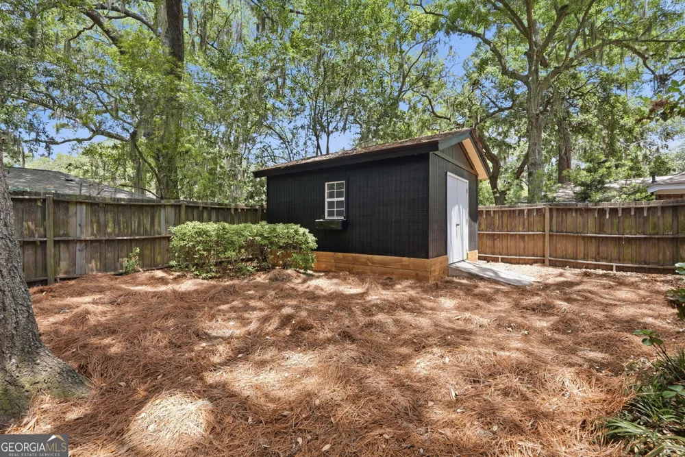 607 Leaning Oaks DR Savannah, GA 31410