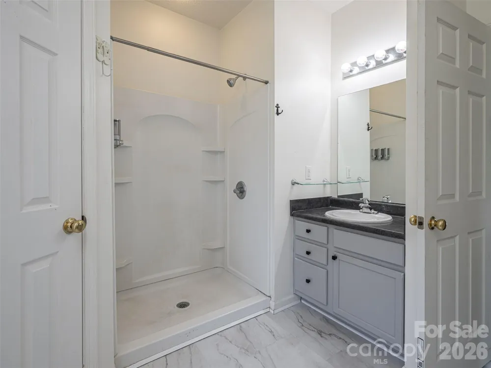 10 Ashe Road Candler, NC 28715