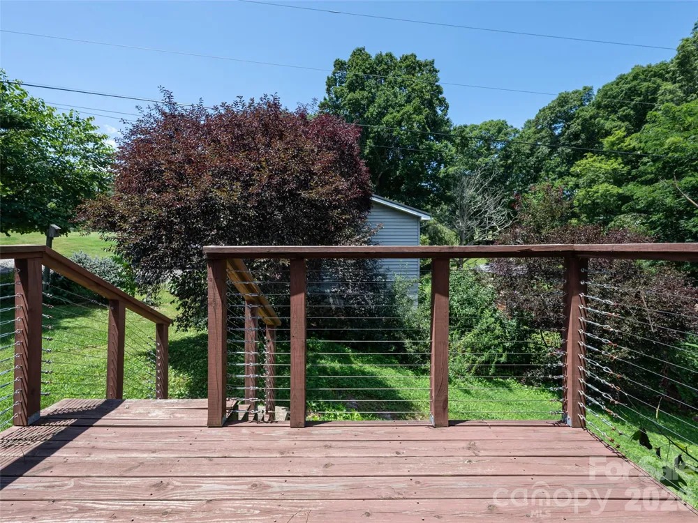 10 Ashe Road Candler, NC 28715