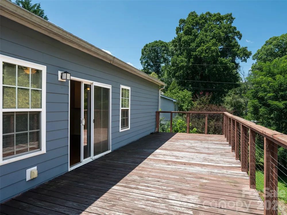 10 Ashe Road Candler, NC 28715