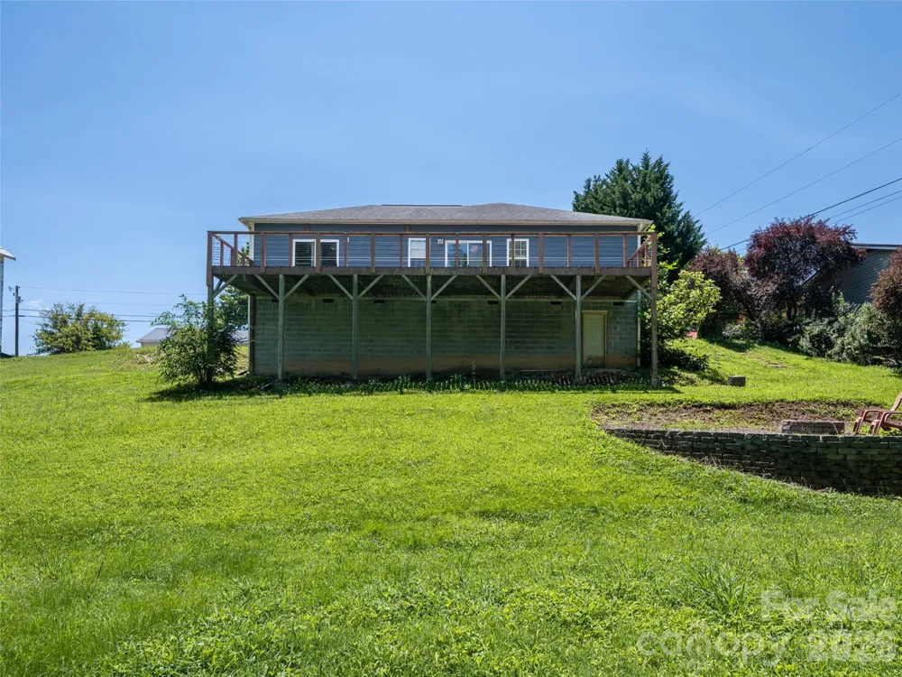 10 Ashe Road Candler, NC 28715